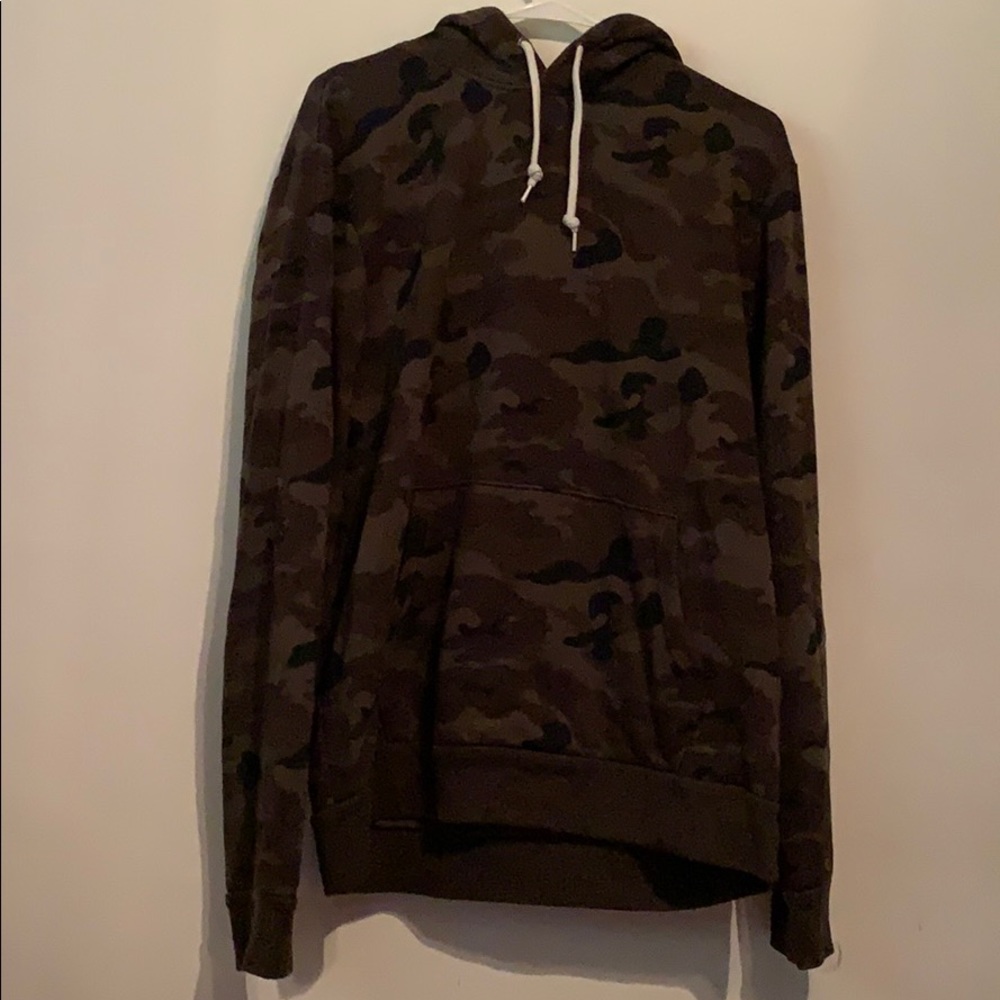 Old navy men’s hoodie camo